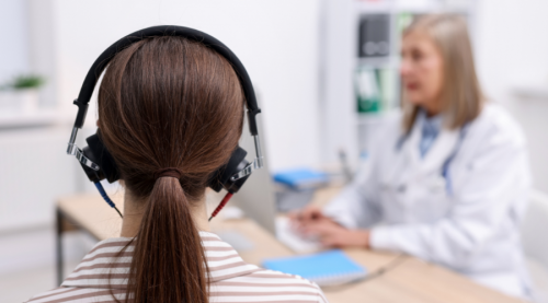 聽力下降怎麼辦？了解聽力下降成因、症狀及專業治療方案，找回生活聲音